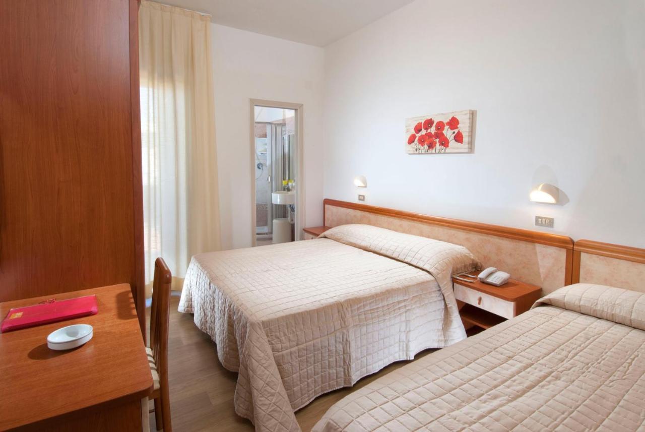 Hotel Olympic Misano Adriatico Esterno foto